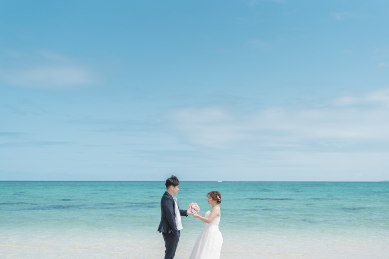 ブーケを一緒に持って