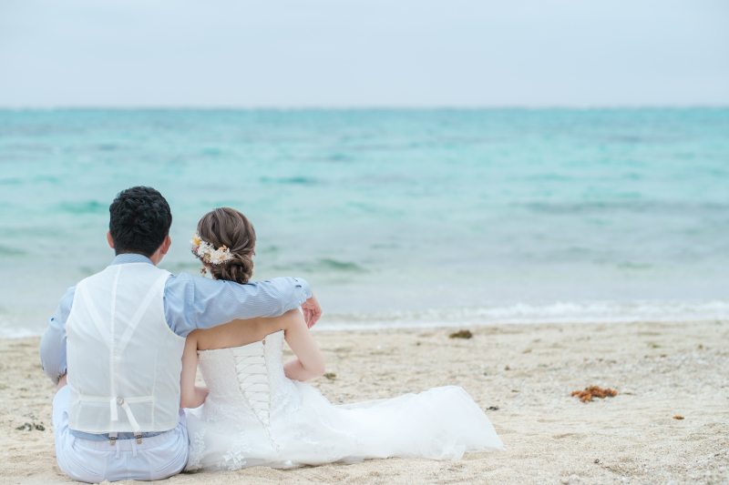 ふたり寄り添って、海を眺めて・・・