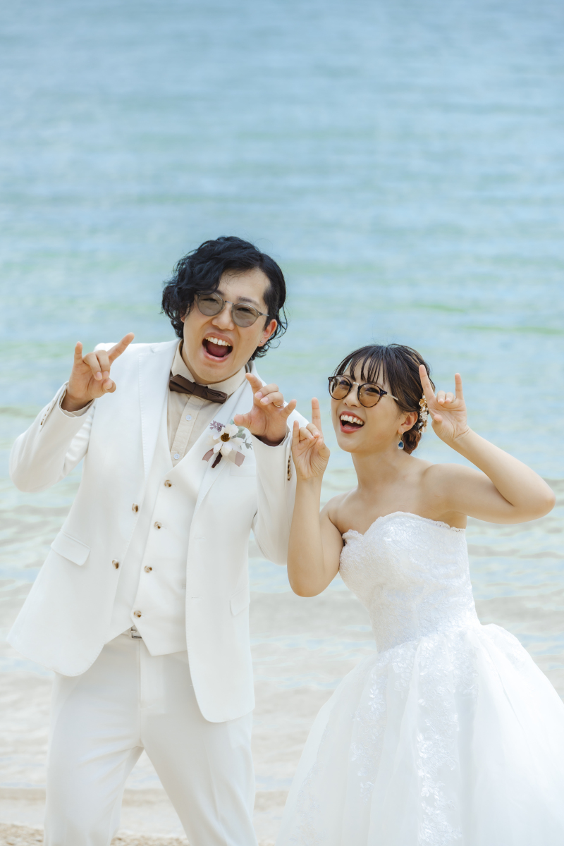 シーサーポーズ