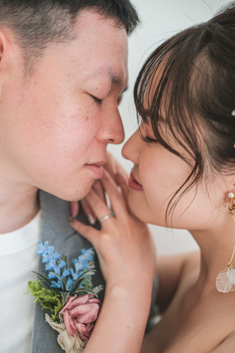 お顔を近づけて