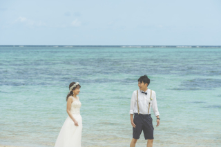 花冠が可愛い♡ビーチ、ウォーターイン、ドローン撮影