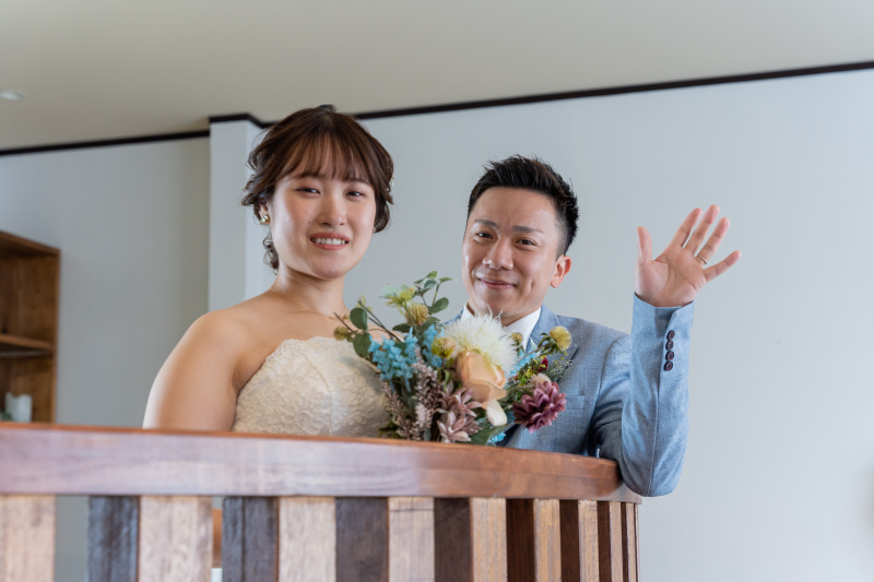 笑顔が溢れる♡天然ビーチ＆チャペル撮影