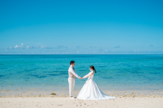 青い海とおふたり