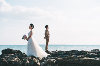 石垣島のビーチでフォトウェディング