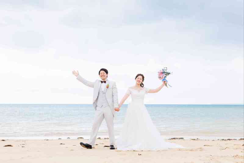 ビーチにて撮影スタート