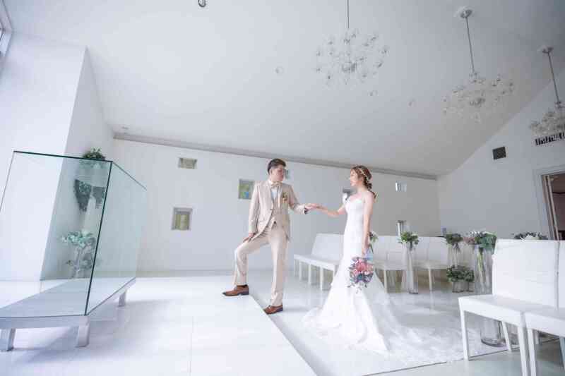 ビーチだけじゃもったいない！ロマンチック間違い無しチャペル付きプランも♪