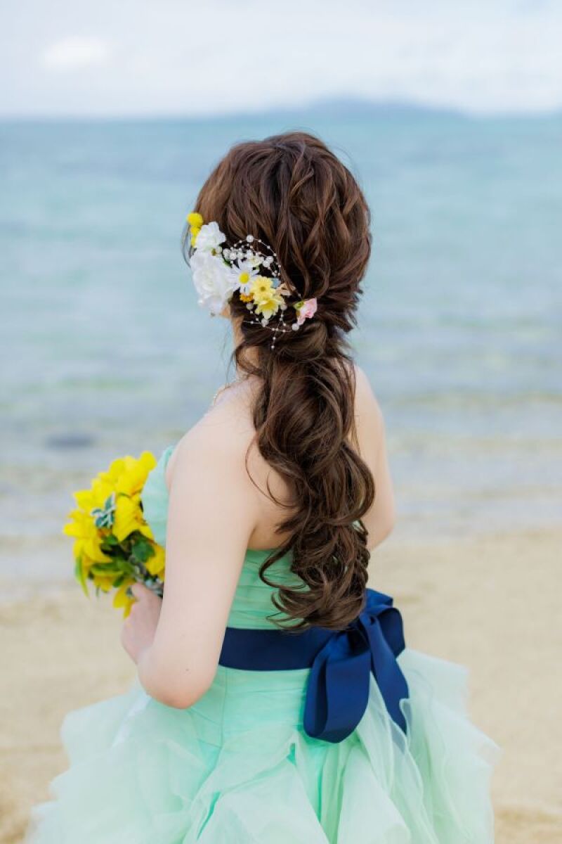 ヘアスタイルにもこだわって