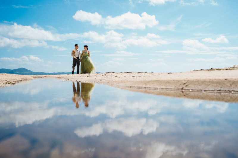 水たまりでリフレクション加工のような素敵な一枚!