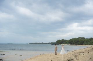 優しい雰囲気のおふたりと、ビーチフォト♡
