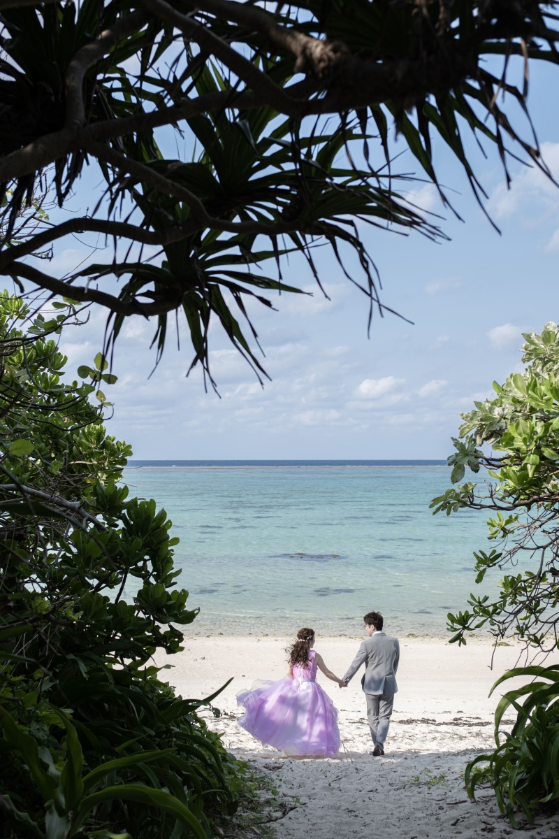 海へ向かうふたり