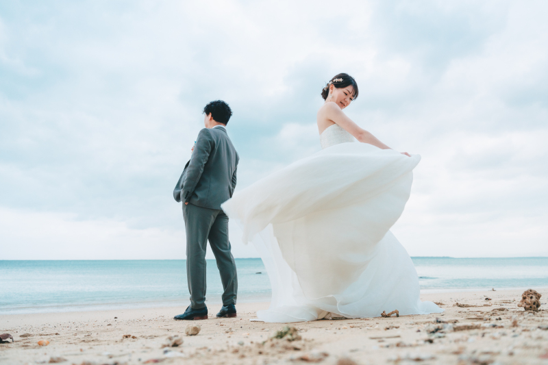 ドレスをふわっと