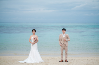 笑顔が可愛いおふたりのビーチ撮影