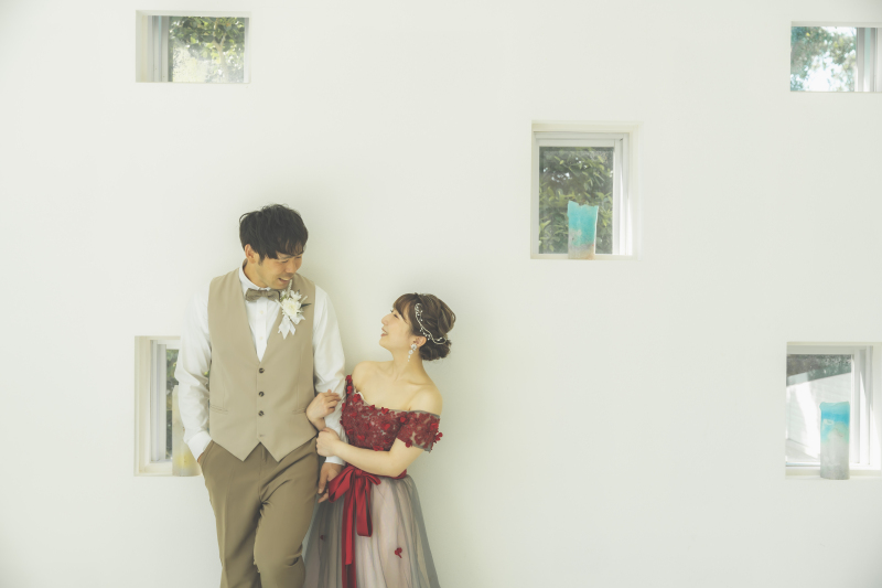 持ち込みドレス、ヘアチェンジで雰囲気をガラッと変えて