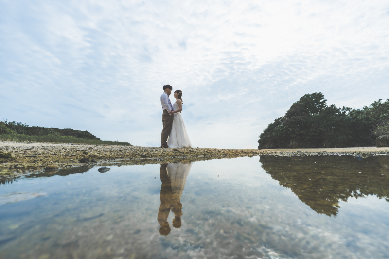 水面にうつるおふたり