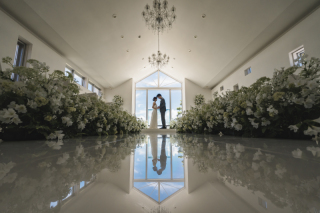 【よくばりチャペルフォトツアーコミコミ200カット】挙式風に撮影も◎