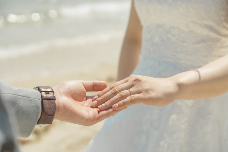 手と手