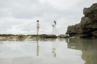 水面にうつるおふたり