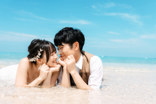 capryフォトウェディング石垣島（キャプリィフォトウェディング石垣島）_【ウォーターイン撮影フォト】衣装のまま海へ！