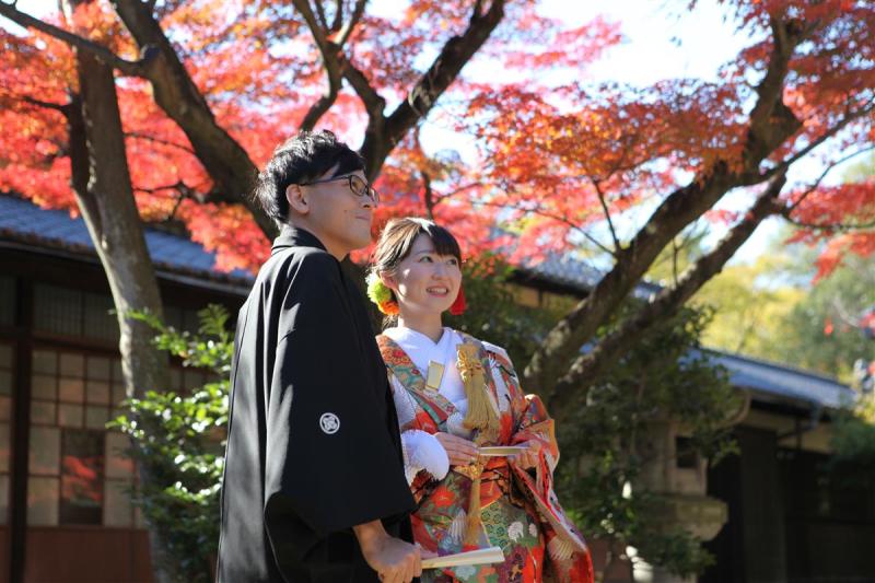 六華苑　紅葉の和装ロケーション