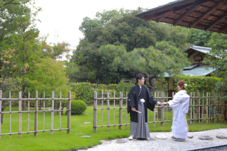 泗翠庵　新緑のロケーション