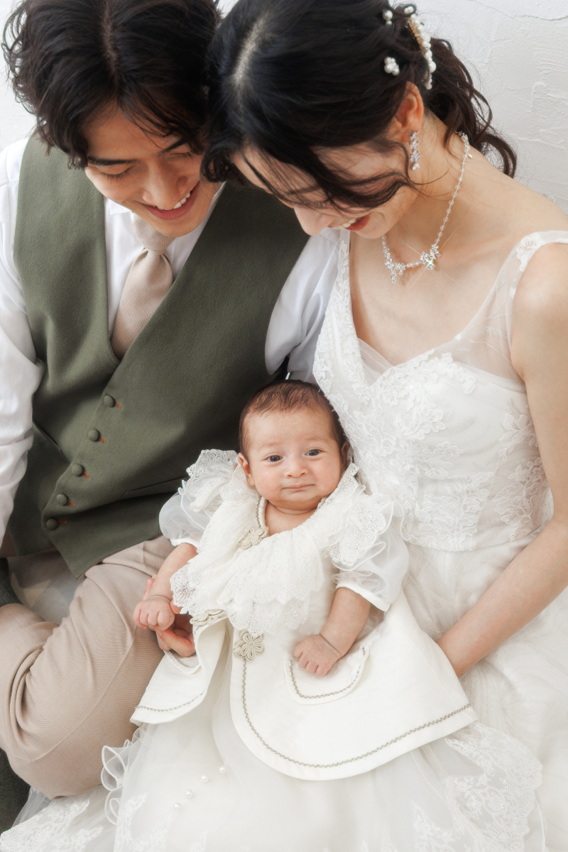 【期間限定】お子様衣装付き！衣装2着つき追加料金なし＆肌着レンタル付きの込み込み料金で安心の家族で紡ぐフォトウェディングプラン