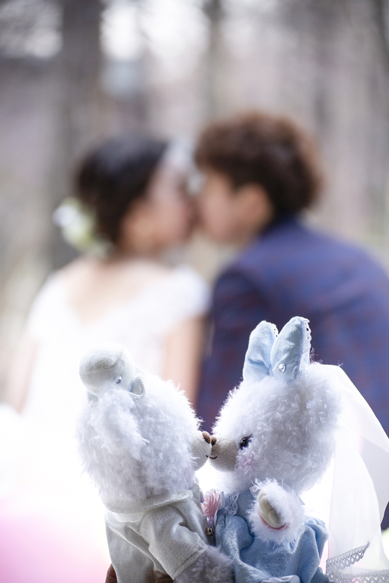 Kiss & kiss.