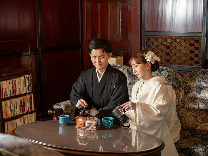 お持ち込みのコーヒーグッズを広げて、ほっと一息。