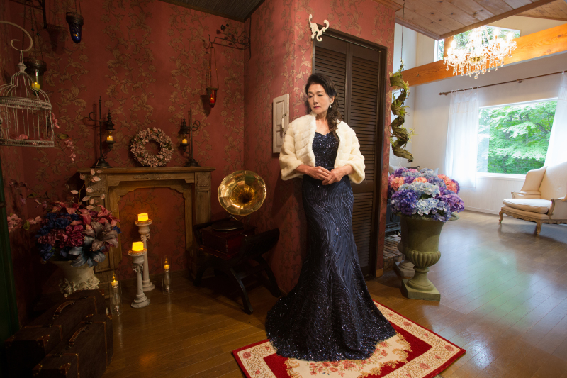 シックなカラードレス