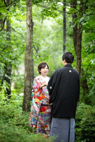 大自然に囲まれて和洋装2着