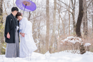 Snow magic wedding
