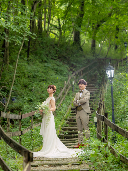 深い緑に包まれて