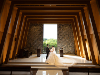 <2026年2月までの撮影>選べる貸切チャペル【那須高原の大聖堂】or【森のぬくもりチャペル】*納品全データ美肌小顔補整つき