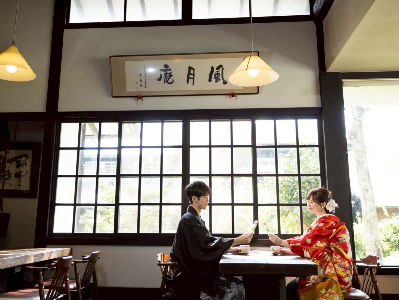 オープニングムービー付【2月限定 衣装2着コース】和洋装は組み合わせ自由