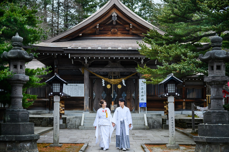 [那須温泉神社＋スタジオ]紅葉や雪撮影も【白無垢＋色打掛　和装2着プラン】