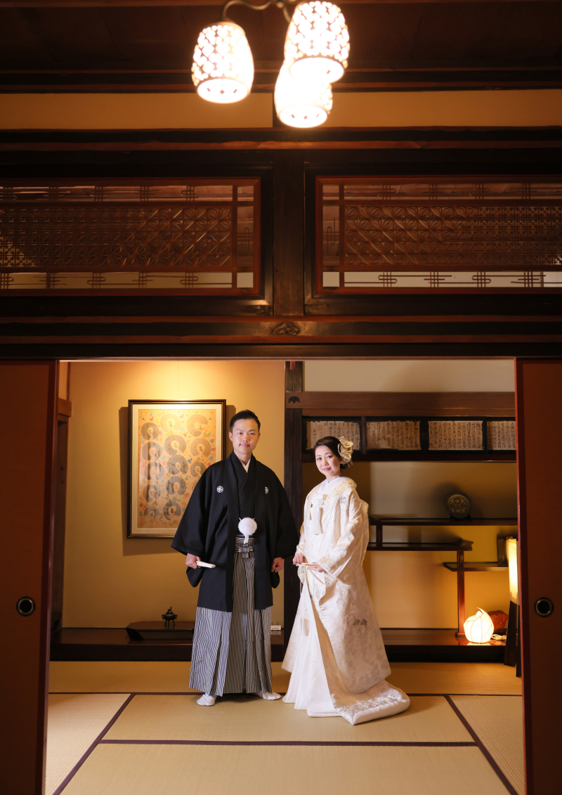 完全貸切◆1800坪ガーデン付日本家屋【和装1着】小川流れる林、140年の歴史を感じる