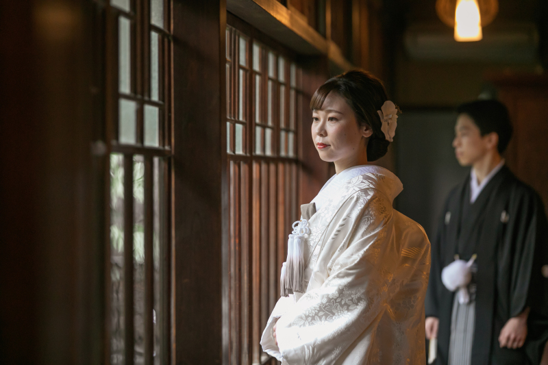 まずは廊下にて