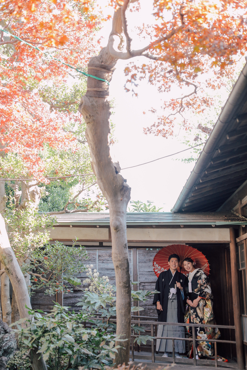 紅葉した木々と一緒にver.2