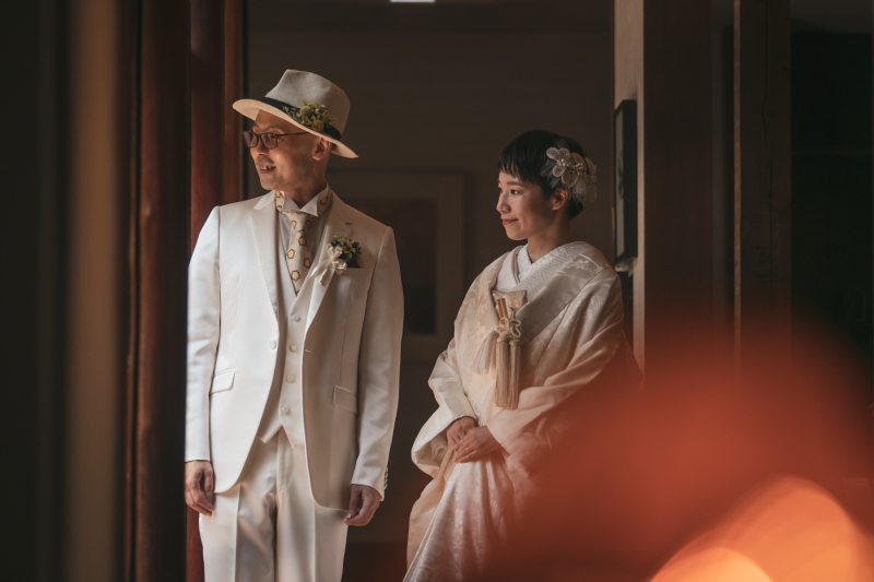 和×洋 先にタキシードへチェンジ