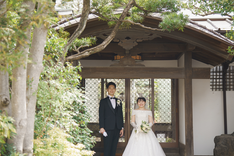 洋装にお色直し