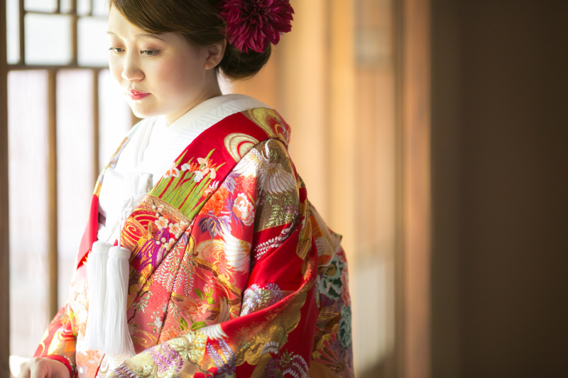 HATSUNEYA GARDEN_色打掛・着物が豊富