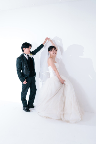 モデルのようなウェディングフォト
