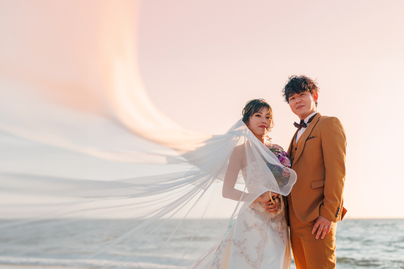 風に舞うベールがオシャレ