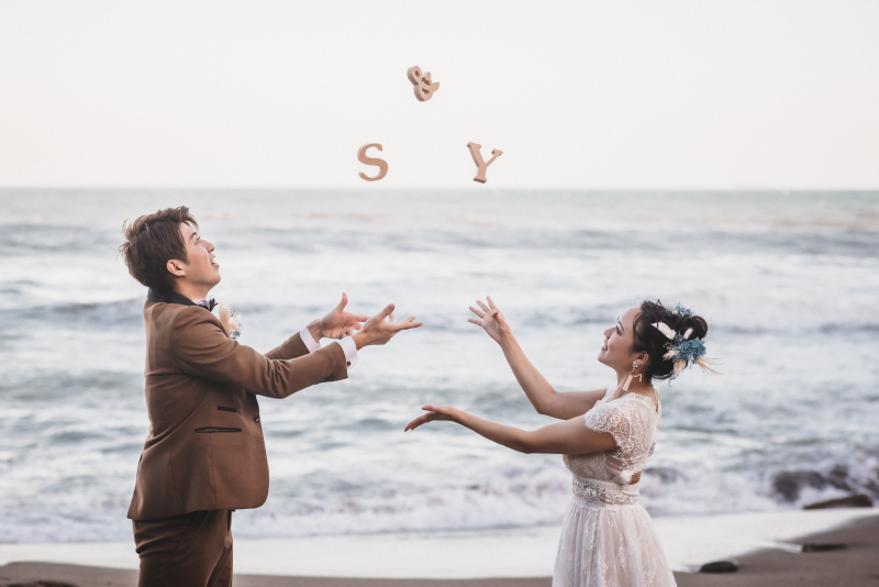 イニシャルオブジェ