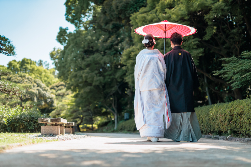 和装の歩きショット