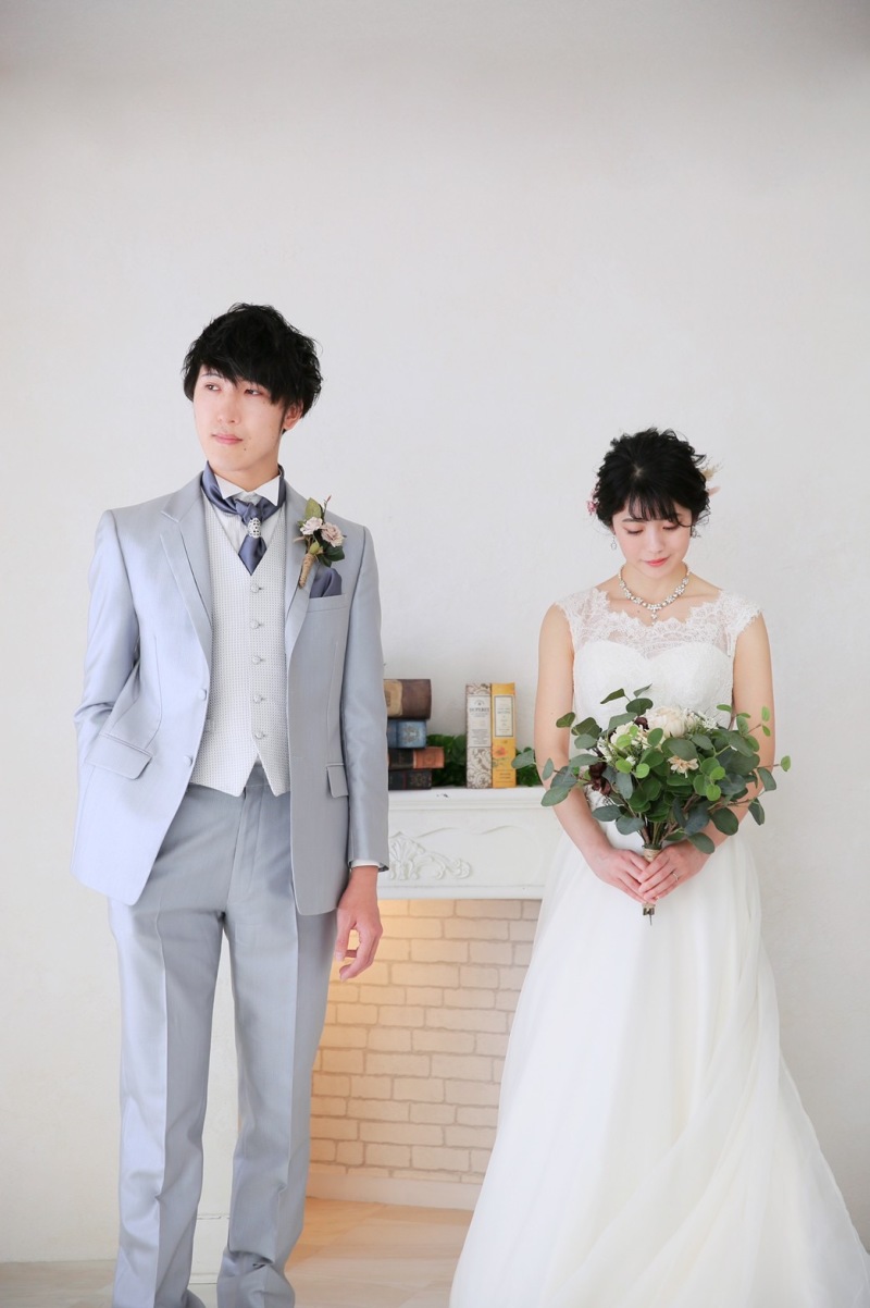 クールな表情も