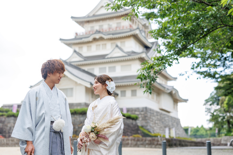 和装でもブーケをもって