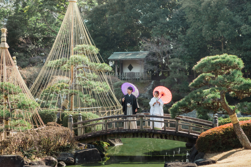 色鮮やかな番傘