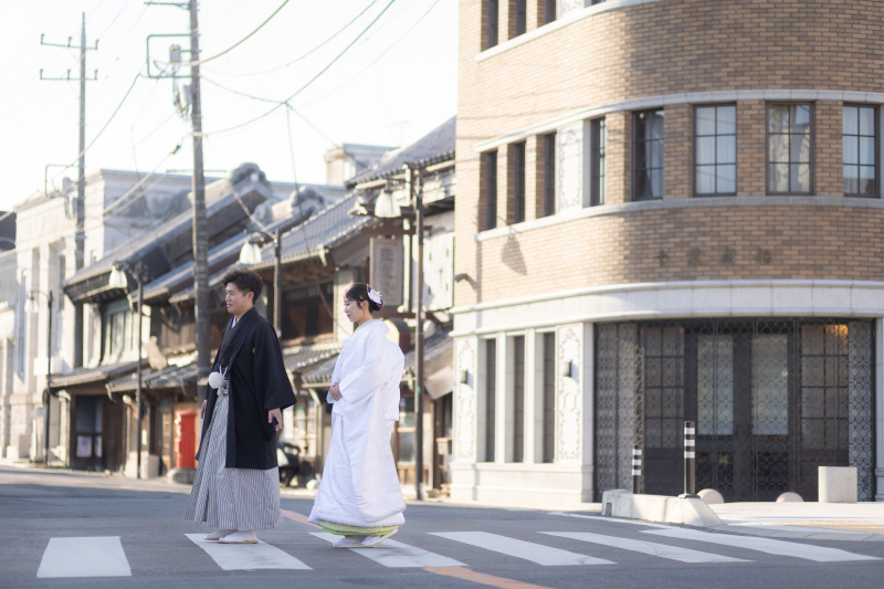 レトロな街並みで和装散歩。非日常な記念写真