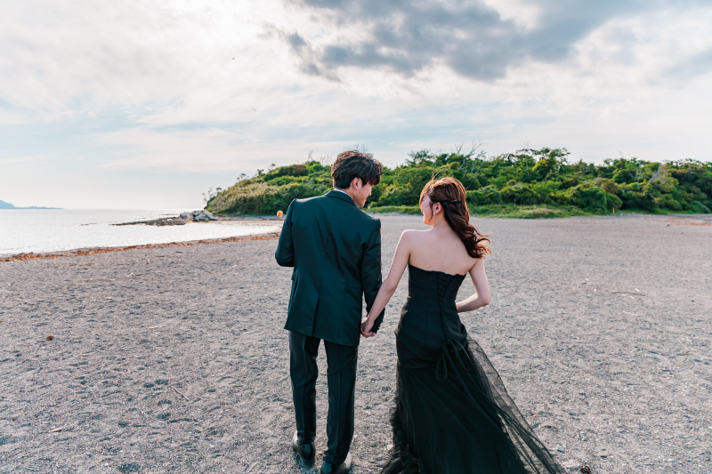 洋装は沖ノ島へ