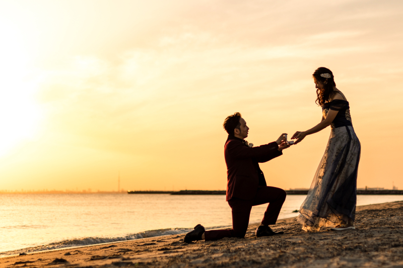 夕日をバックに